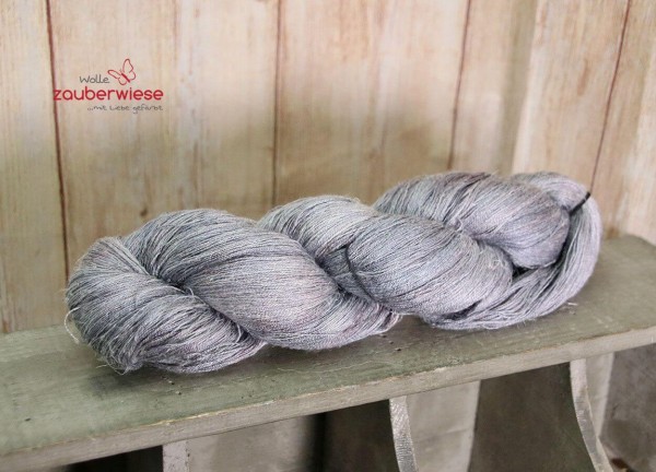 im Gestein, Seide Leinen 1500m