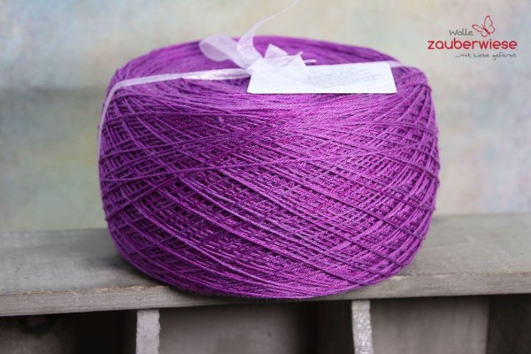 Fliederstrauß, Merino superwash 530m mulesingfrei