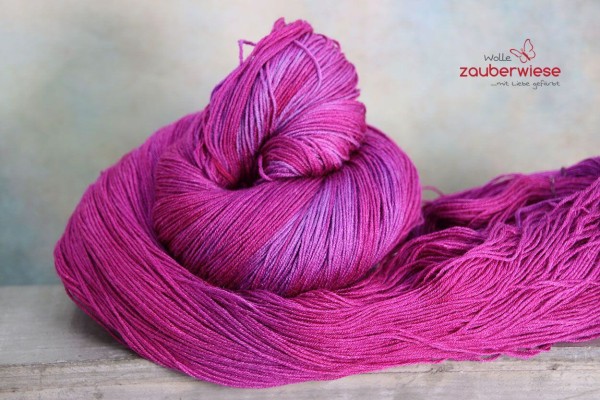 Cyclamblüte, Merino Seide Alpaka 550m pro 100g
