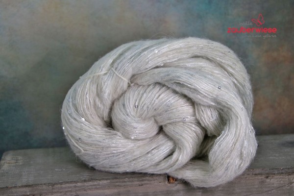 Wolkentraum, Pailletten Flauschgarn 390m, 100g
