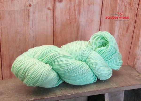 mint hell, 4-fach Sockenwolle 400m, mulesingfrei