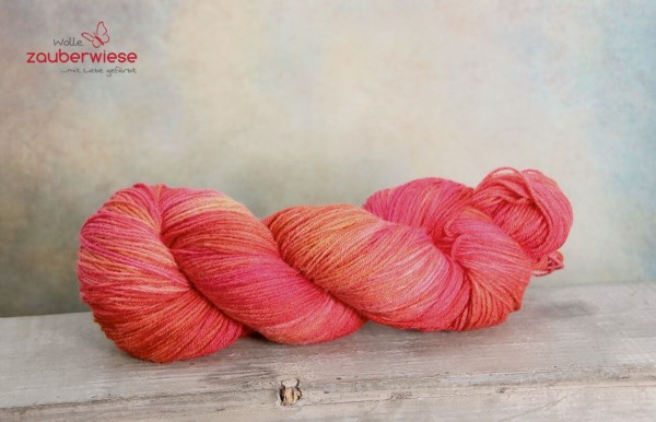 Kraft tanken, 4-fach Sockenwolle 400m, mulesingfrei