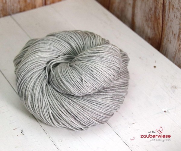 nebelhaft, Softmerino Seide 320m/100g