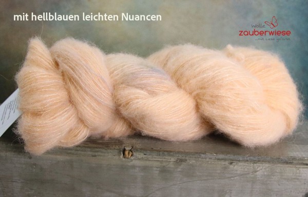 Aprikosenflaum, Baby Alpaka mit Merino, Seide und Pailetten