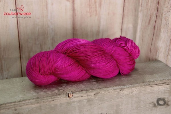 Cyclamblüte, Merino superwash 400m
