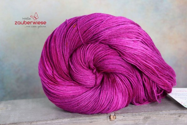Flora, 4-fach Sockenwolle 400m, mulesingfrei