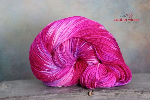 fröhlich pink, 4-fach Sockenwolle 400m, mulesingfrei