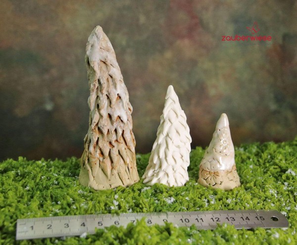 Handgemachten Dekoelemente aus Keramik bzw. Porzellan