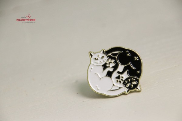 Emaille Pin Katzen YinYang