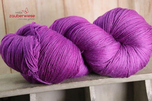 Fliederstrauß, Merino superwash 530m mulesingfrei