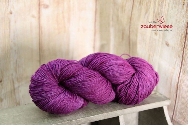 verzaubert, 4-fach Sockenwolle 400m, mulesingfrei