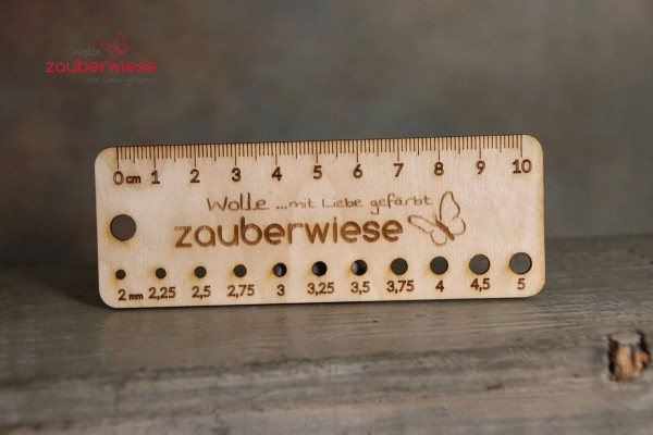Nadelmaß aus Birke, 10 cm